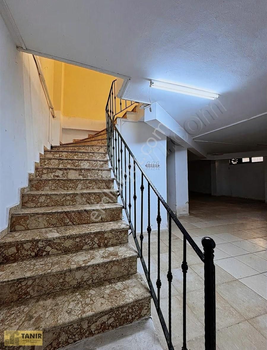 Bayrampaşa Kocatepe Mh 300 M2 2 Katlı Satılık Boş Mağaza Dükkan - Görsel 13