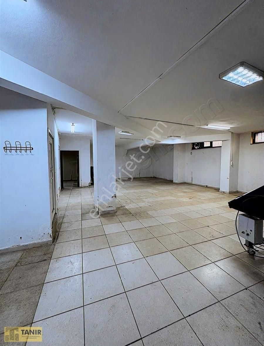 Bayrampaşa Kocatepe Mh 300 M2 2 Katlı Satılık Boş Mağaza Dükkan - Görsel 5