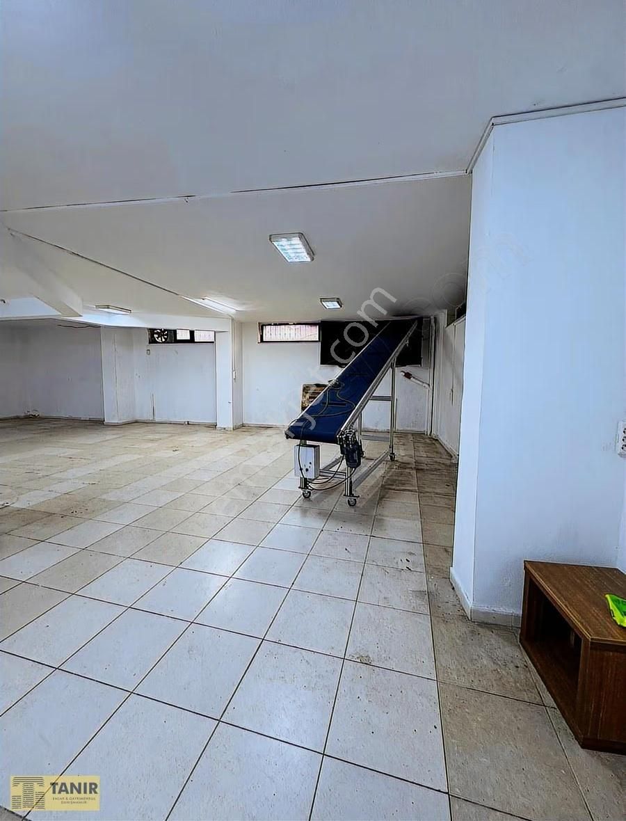Bayrampaşa Kocatepe Mh 300 M2 2 Katlı Satılık Boş Mağaza Dükkan - Görsel 3