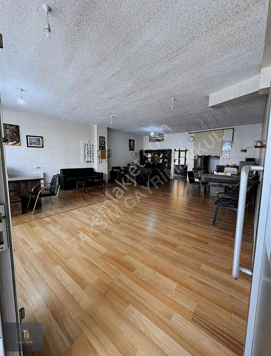 Atalay Caddesi Üzerinde Satılık 180 M2 Ayrıgirişli Depolu Dükkan - Görsel 25