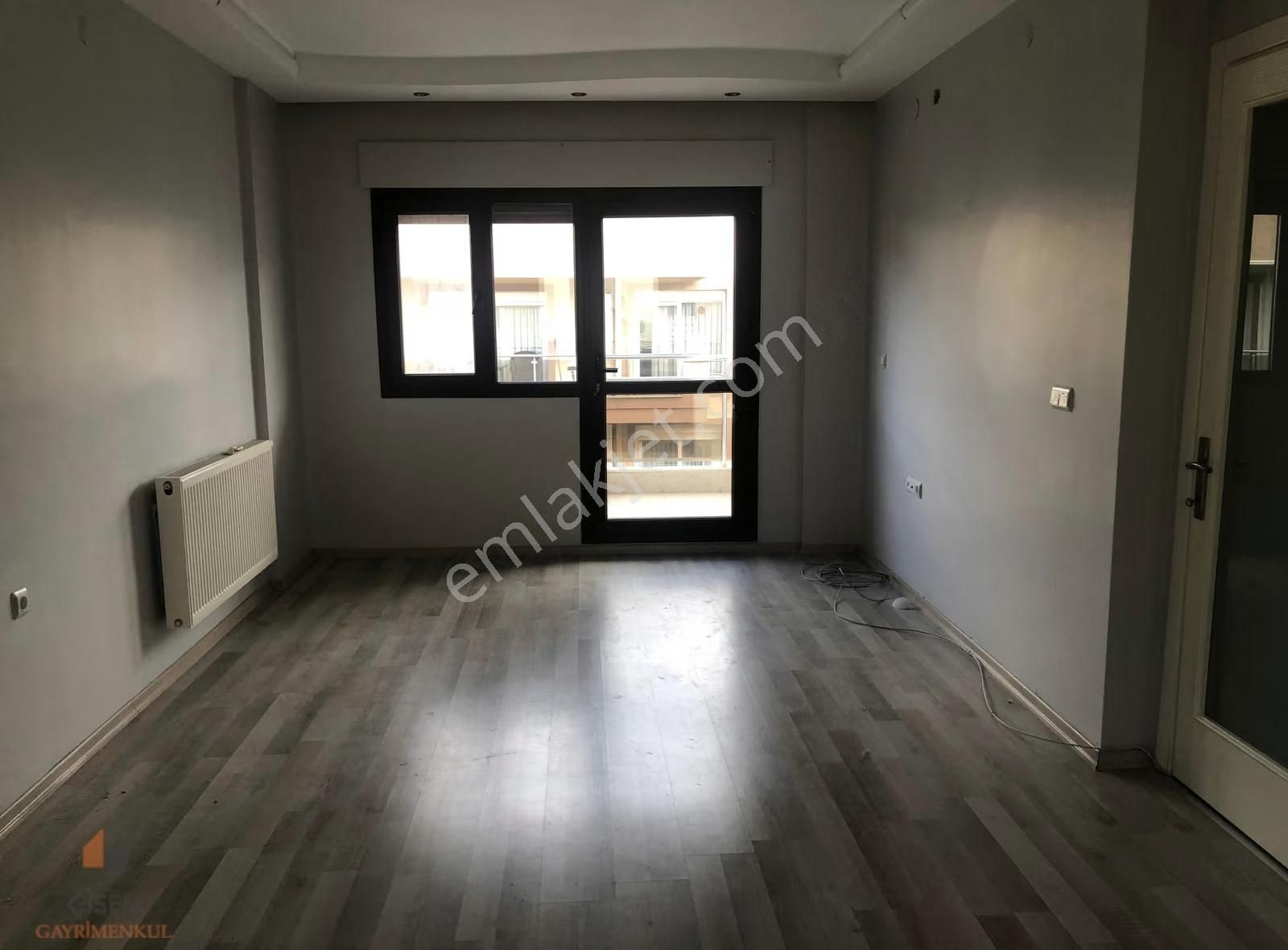 Karşıyaka Yalı Mahallesinde Kiralık 3+1 Lüx Daire - Görsel 26
