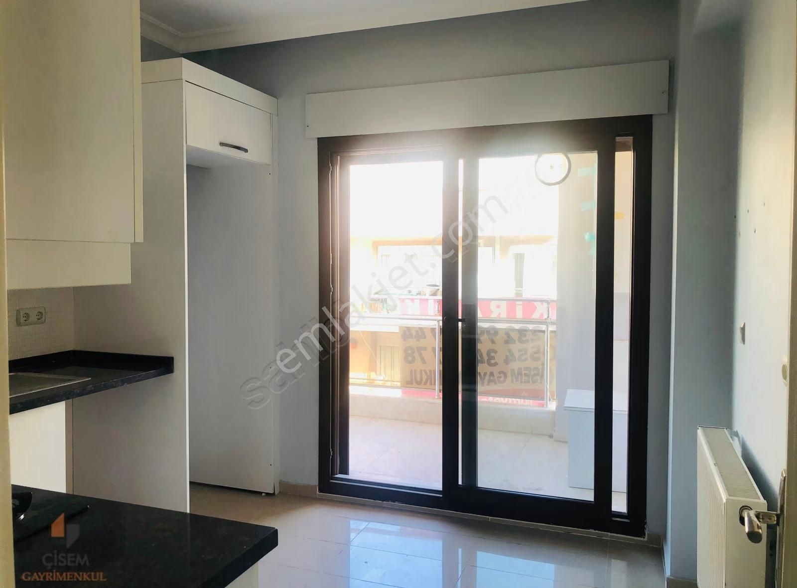 Karşıyaka Yalı Mahallesinde Kiralık 3+1 Lüx Daire - Görsel 31