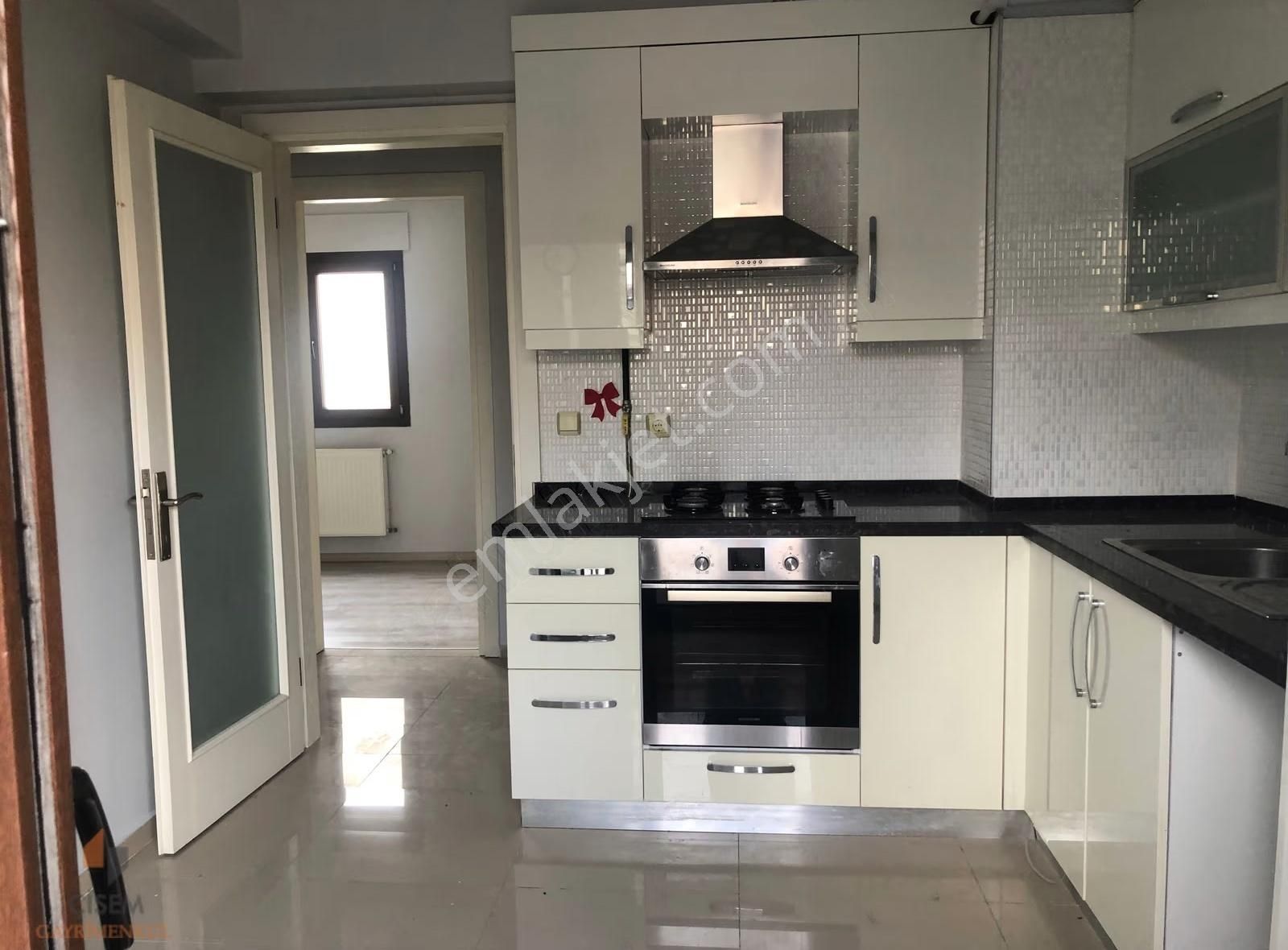Karşıyaka Yalı Mahallesinde Kiralık 3+1 Lüx Daire - Görsel 19