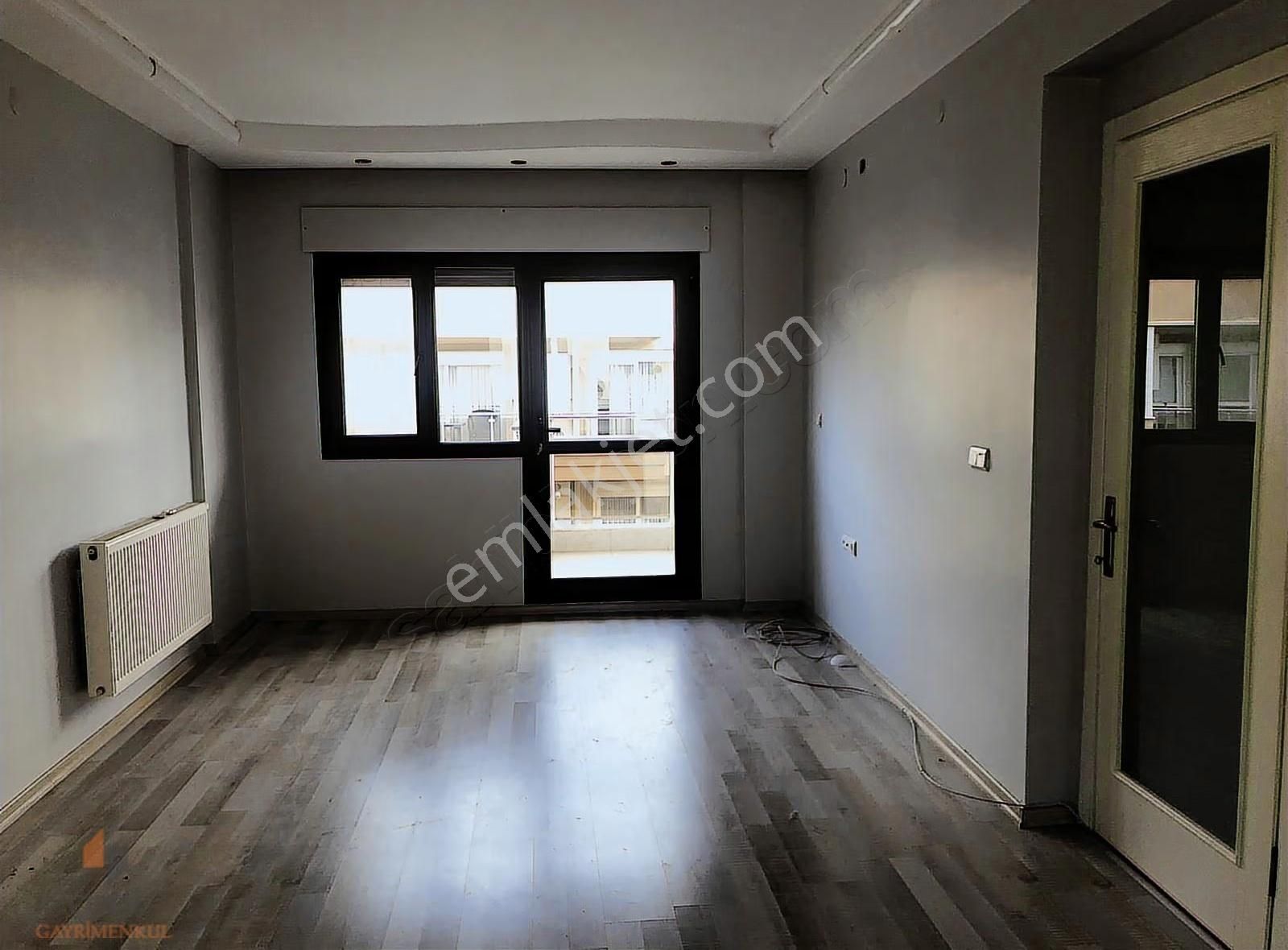 Karşıyaka Yalı Mahallesinde Kiralık 3+1 Lüx Daire - Görsel 18