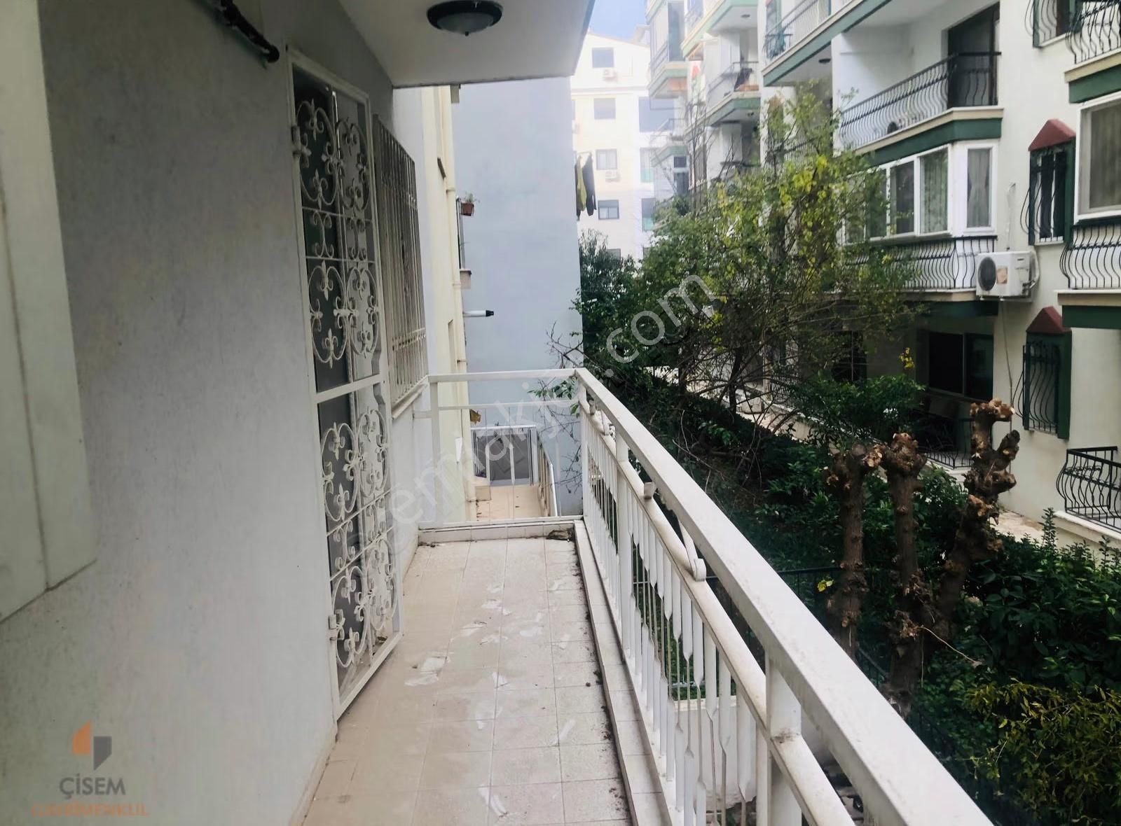 Karşıyaka Yalı Mahallesinde Kiralık 3+1 Bahçeli Dublex Daire - Görsel 10