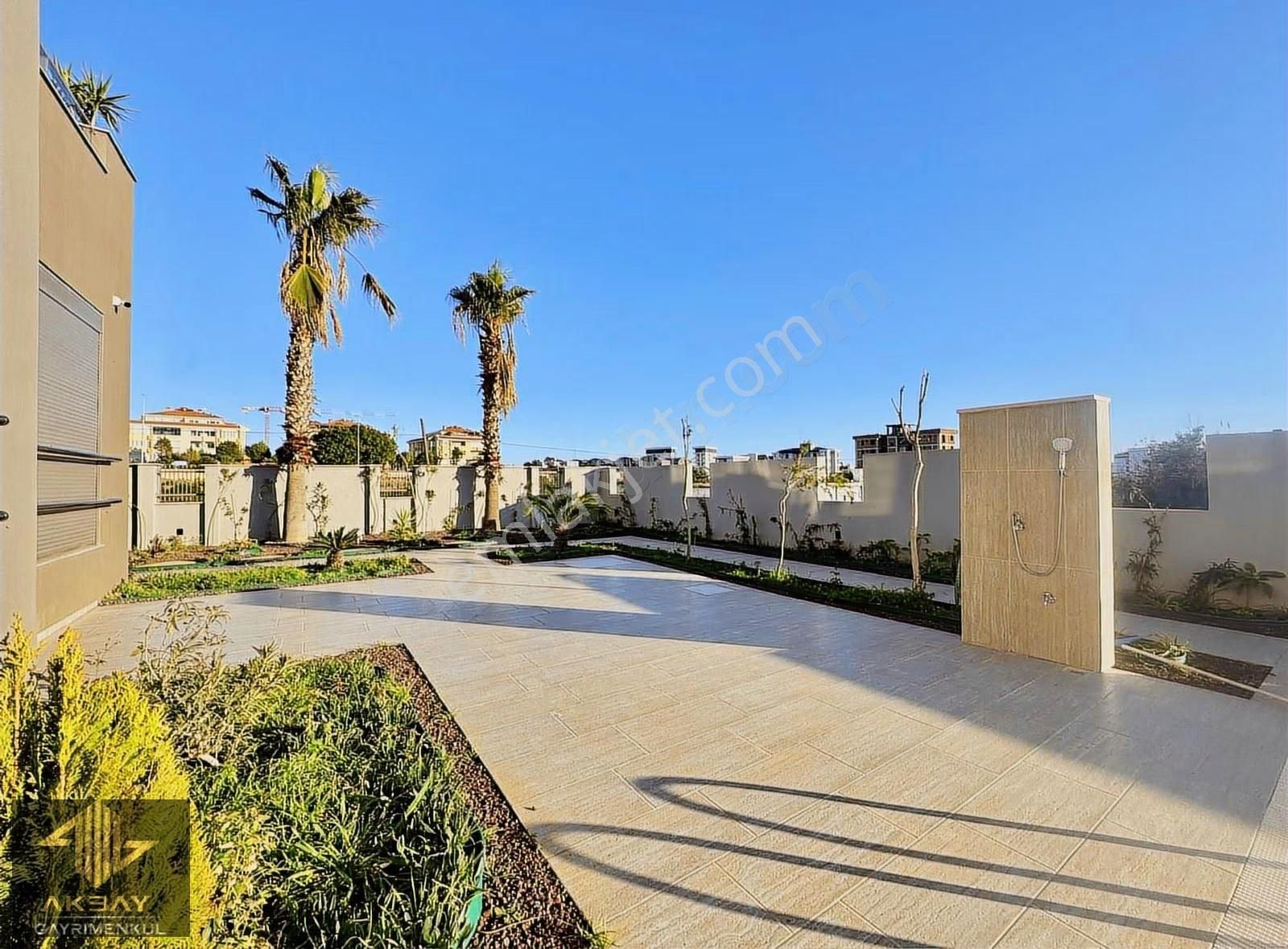 Altıntaş'ta Lüks Havuzlu Site İçi Geniş Kullanışlı Swim Up 1+1 - Görsel 15