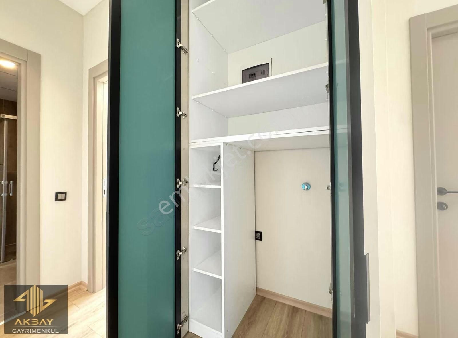 Altıntaş'ta Lüks Havuzlu Site İçi Geniş Kullanışlı Swim Up 1+1 - Görsel 25
