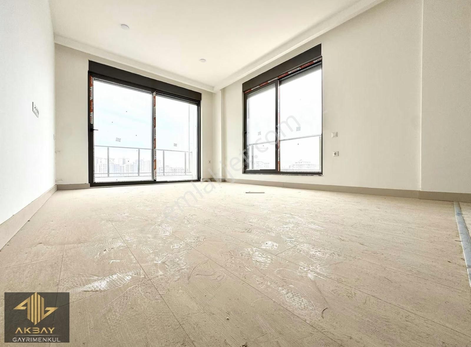 İskan Doğalgaz Güvenlik Ebeveyn Banyo Havuzlu Site Geniş Arakat - Görsel 11
