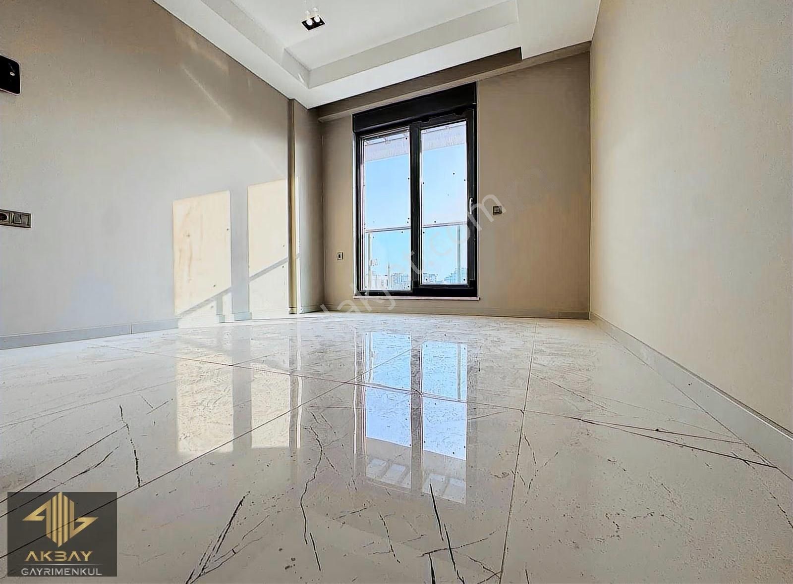 İskanlı Abonelikler Hazır Yerden Isıtmalı Havuzlu Geniş Lüks 1+1 - Görsel 6