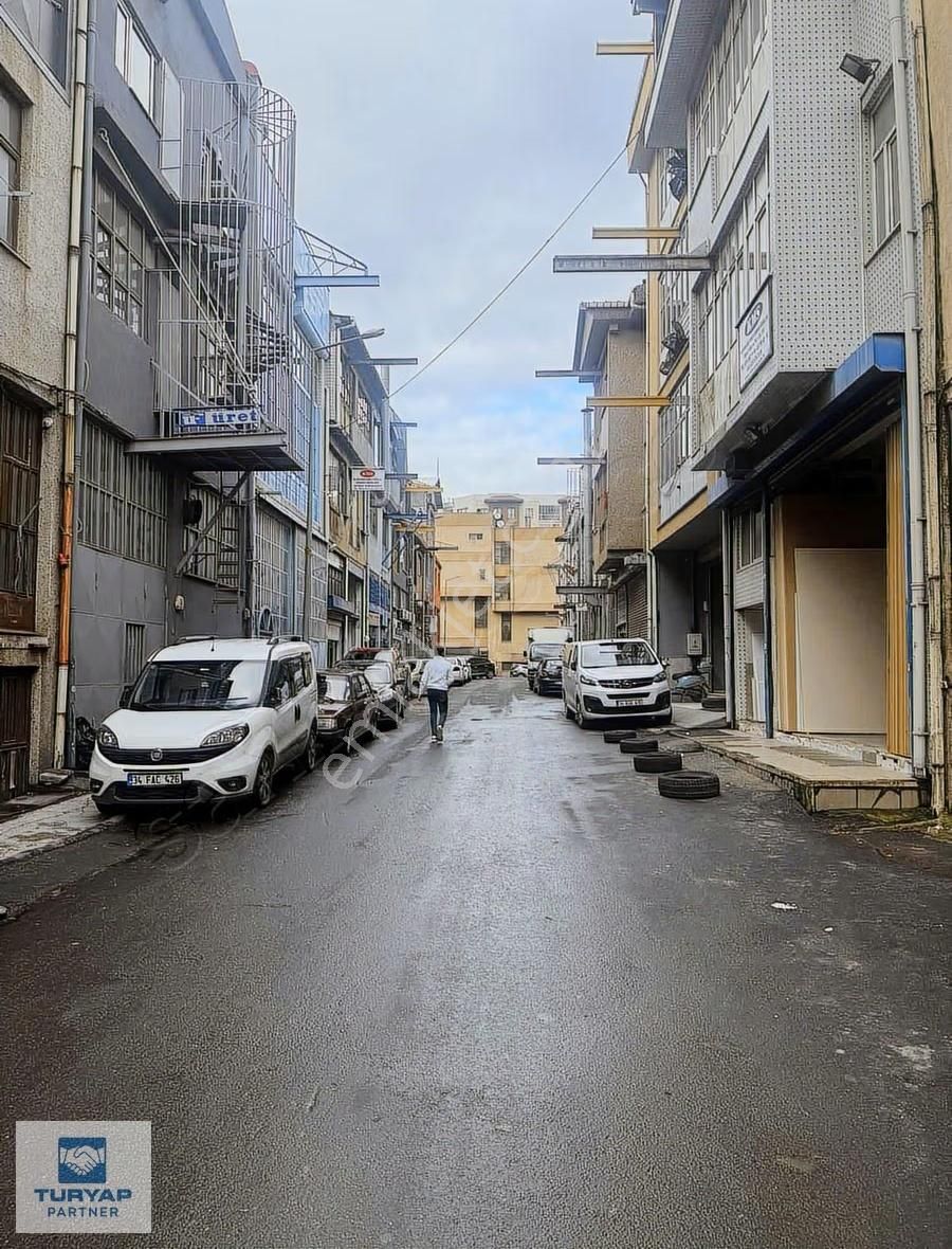 Demirkapı Sanayi Bölgesinde 420 M² Kiralık Atölye - Görsel 2