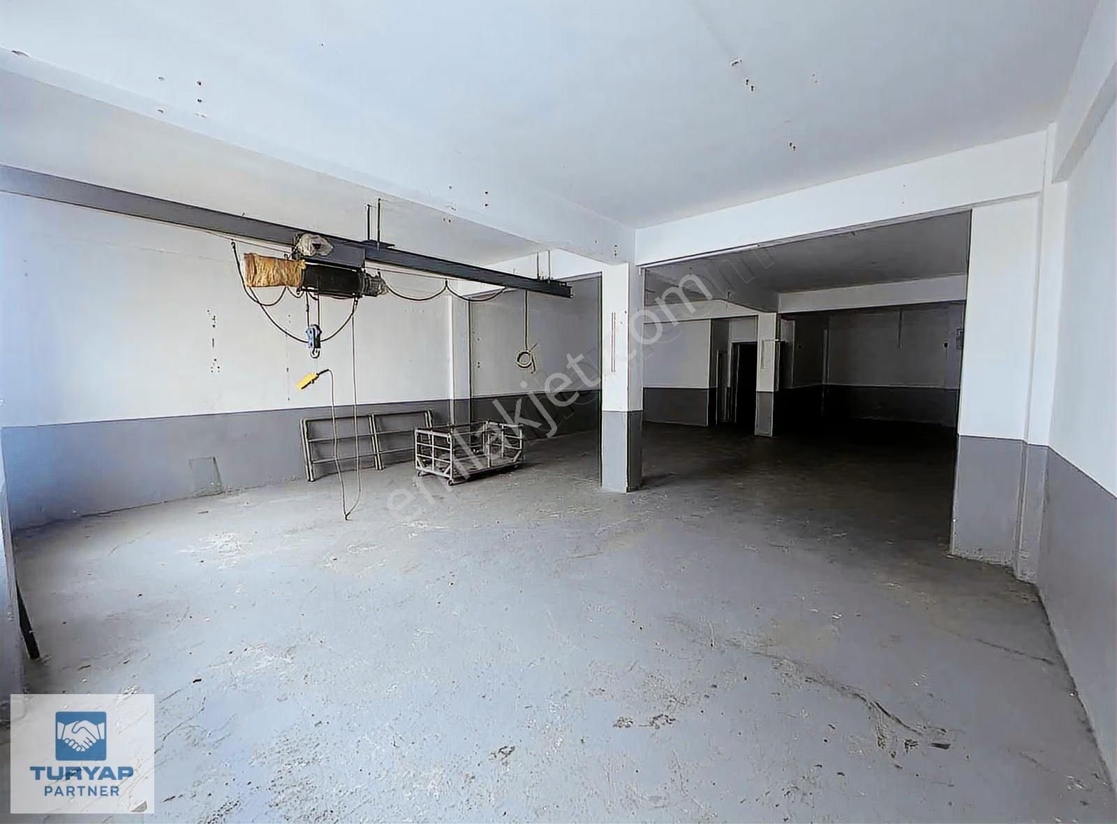 Demirkapı Sanayi Bölgesinde 420 M² Kiralık Atölye - Görsel 5