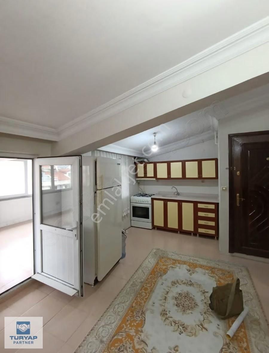 Gaziosmanpaşa Meydana Yakın Eşyalı 1+1 Daire - Görsel 17
