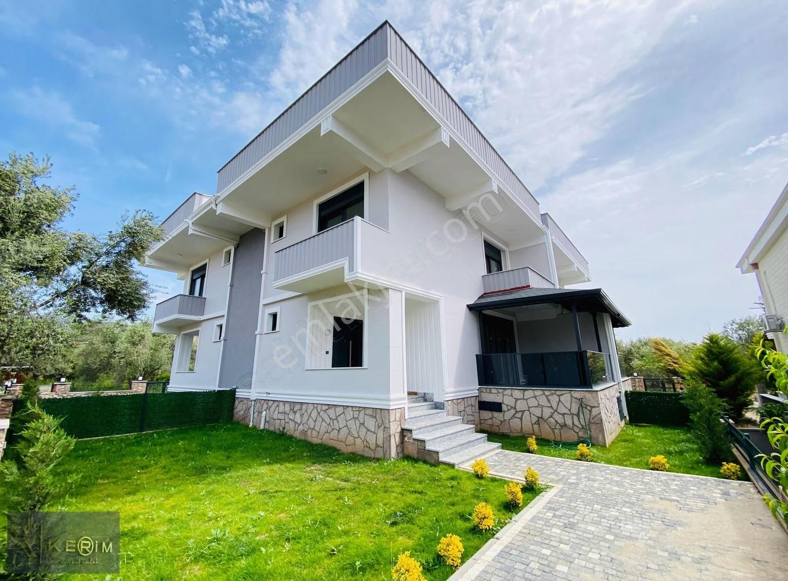 Kerim'den Altınoluk Satılık Denize Sadece 300m 3+1 Bahçeli Villa - Görsel 26