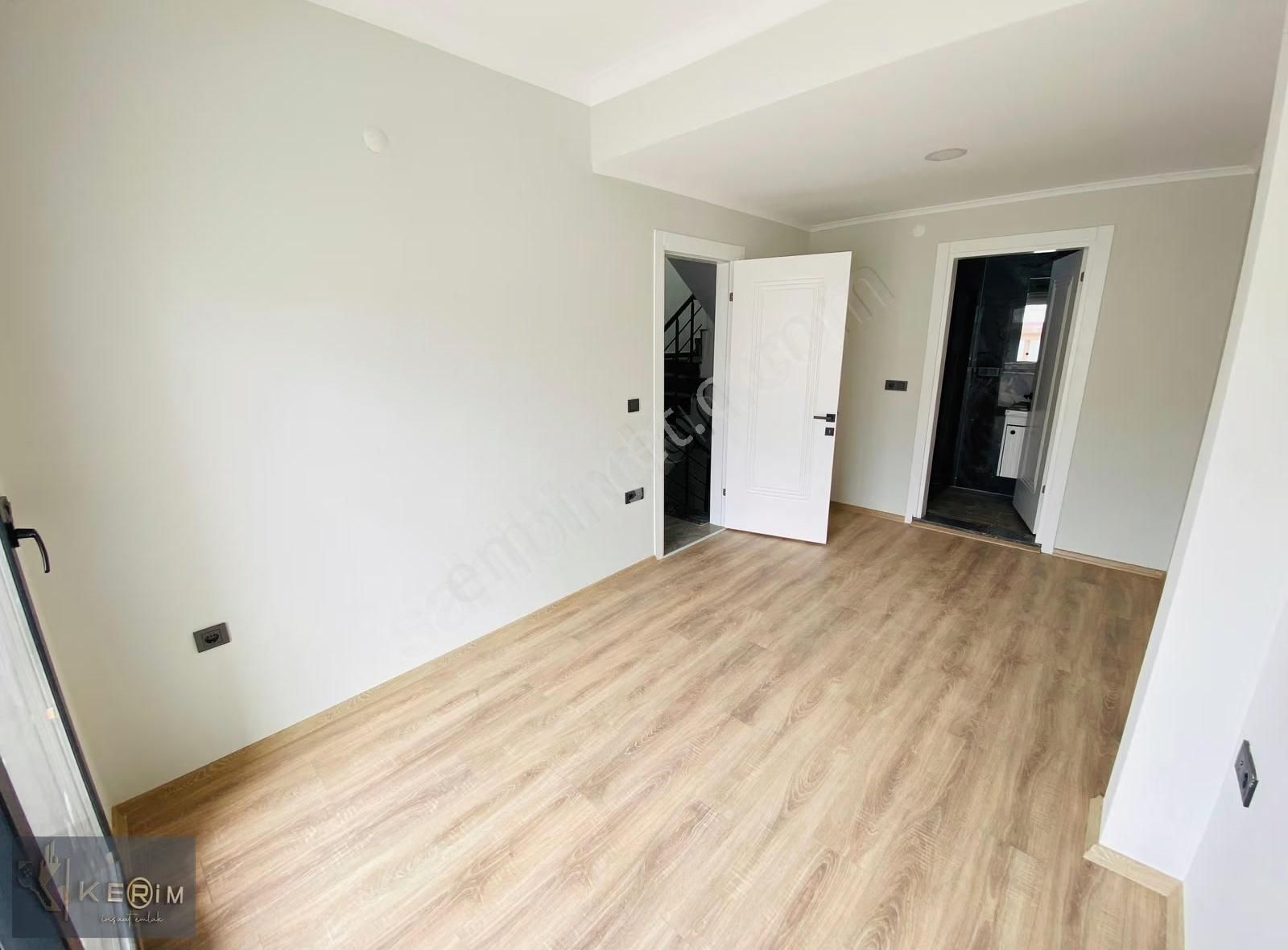 Kerim'den Altınoluk Satılık Denize Sadece 300m 3+1 Bahçeli Villa - Görsel 4