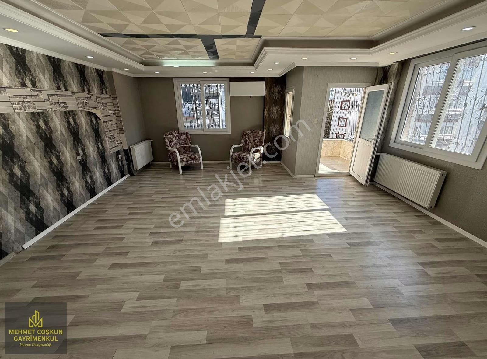 Huzurevlerinde İskanlı Geniş Kilerli K.mutfak Satılık 3+1 Daire - Görsel 2