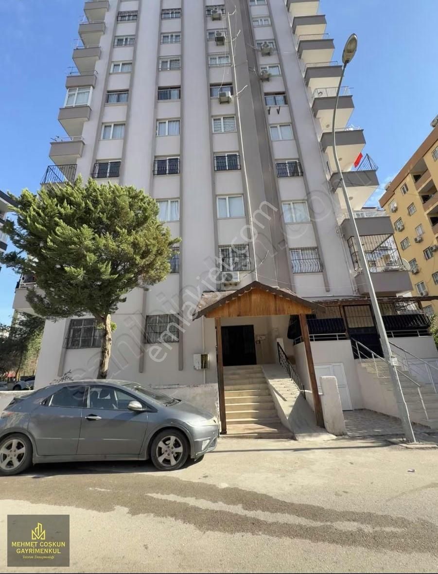 Huzurevlerinde İskanlı Geniş Kilerli K.mutfak Satılık 3+1 Daire - Görsel 3