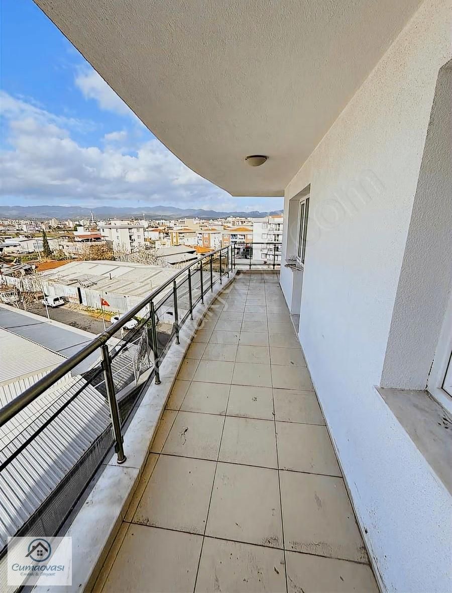 Cumaovası Emlak'tan Kiralık Cüneybey'de 3+1 Geniş Daire 140m2 - Görsel 16