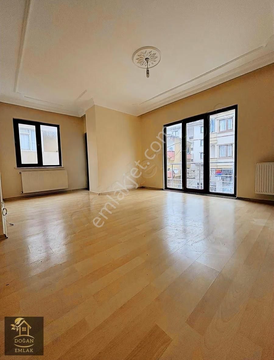 Sancaktepe Yenidoğan Atatürk Caddesine Köşe 2+1 Kiralık Arakat