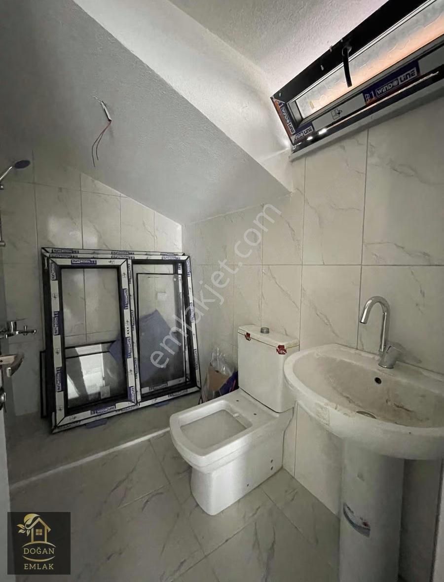 Sultanbeyli Akşemsettin Petrol Yolu Cad Köşe 4+1 Çatı Dubleks - Görsel 22