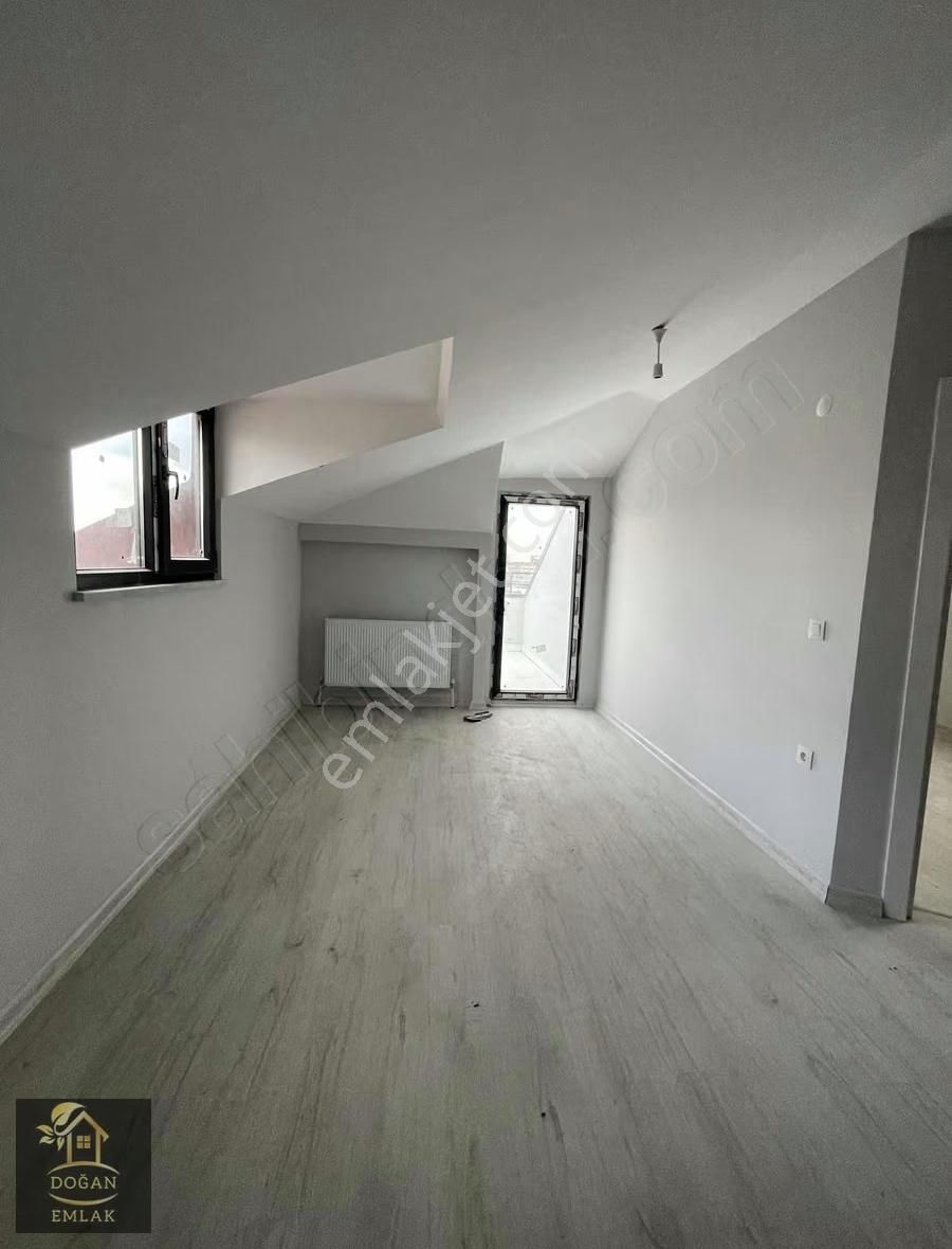 Sultanbeyli Akşemsettin Petrol Yolu Cad Köşe 4+1 Çatı Dubleks - Görsel 24