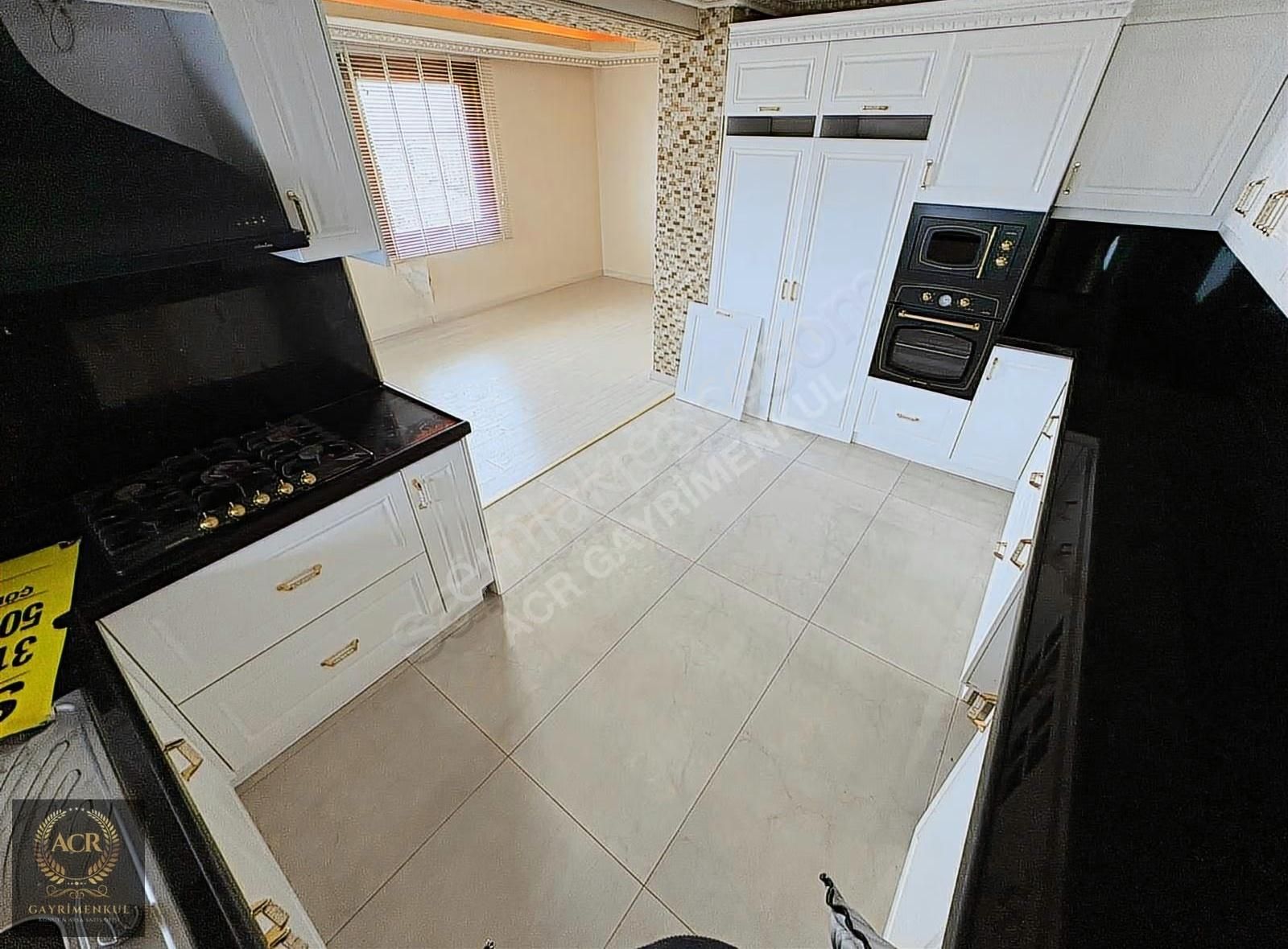 Acrden Metro Yakını Panoramik Manzara Büyüleyici Yapısıyla 3.5+1 - Görsel 13