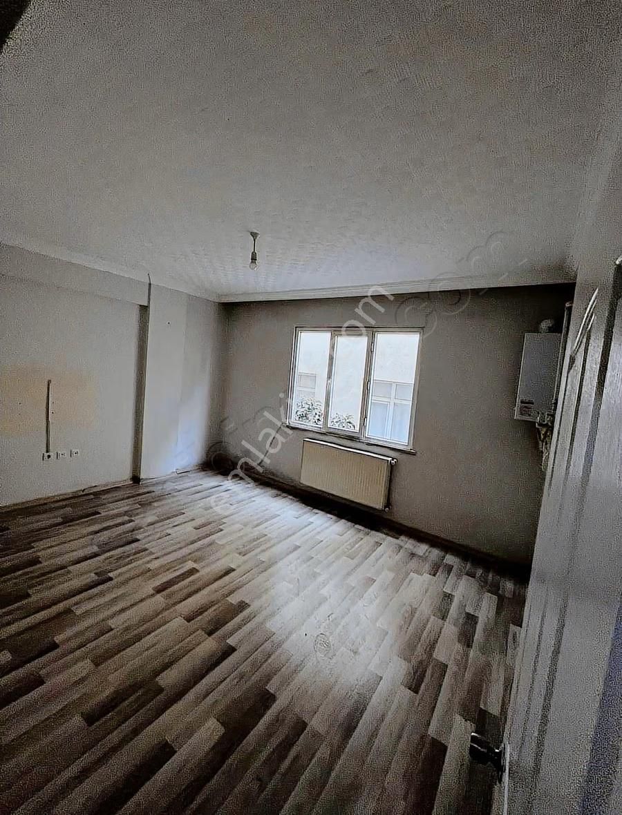 Bölge Hastanesının Karşısında Kıralık 2+1