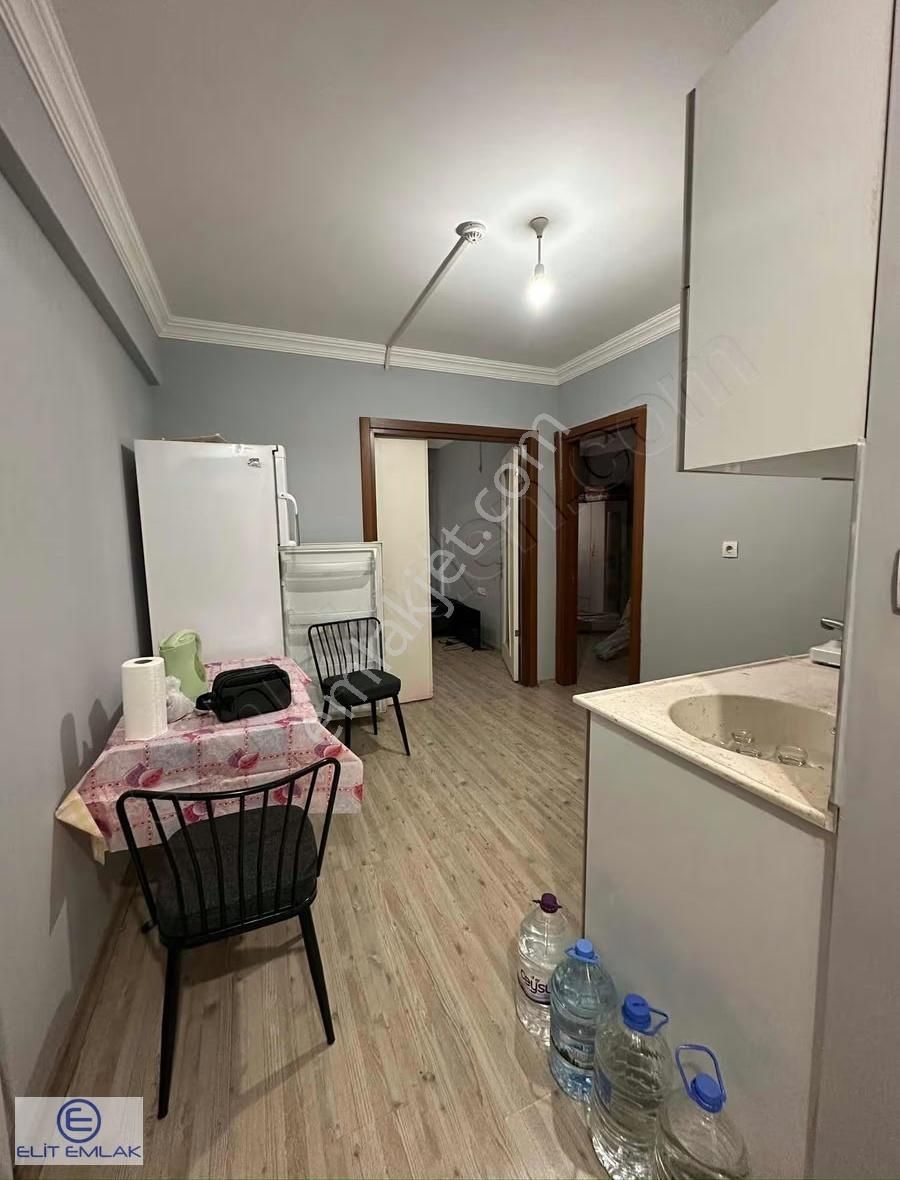 Cuma Mahallesi Eşyalı Kiracılı 2+0 - Görsel 5