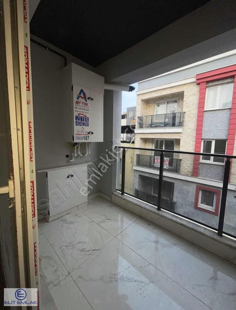 Yedieylül Mahallesi Satılık 2+1 +1 Dublex Daire - Görsel 8