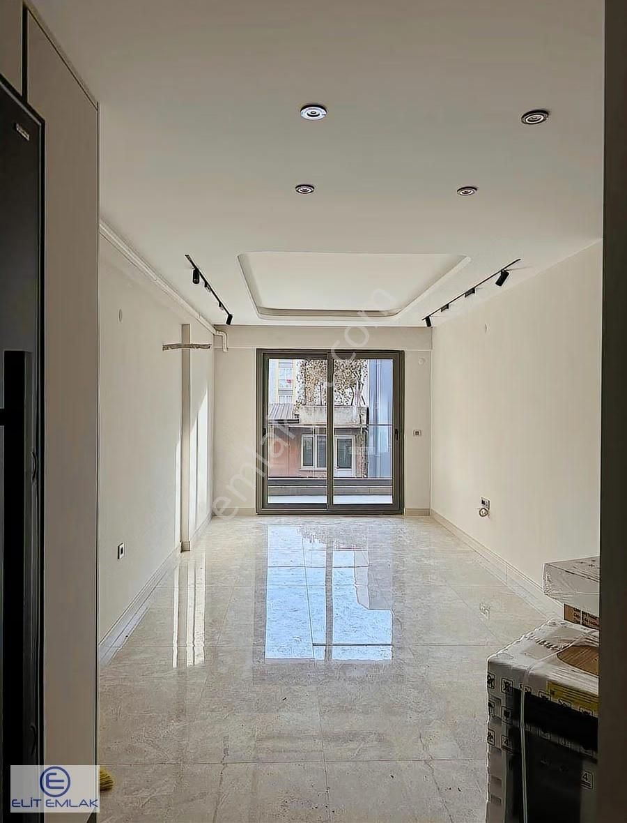 Girne Mahallesi Satılık Kapalı Otoparklı Lüks 2+1 Ara Kat Daire - Görsel 12