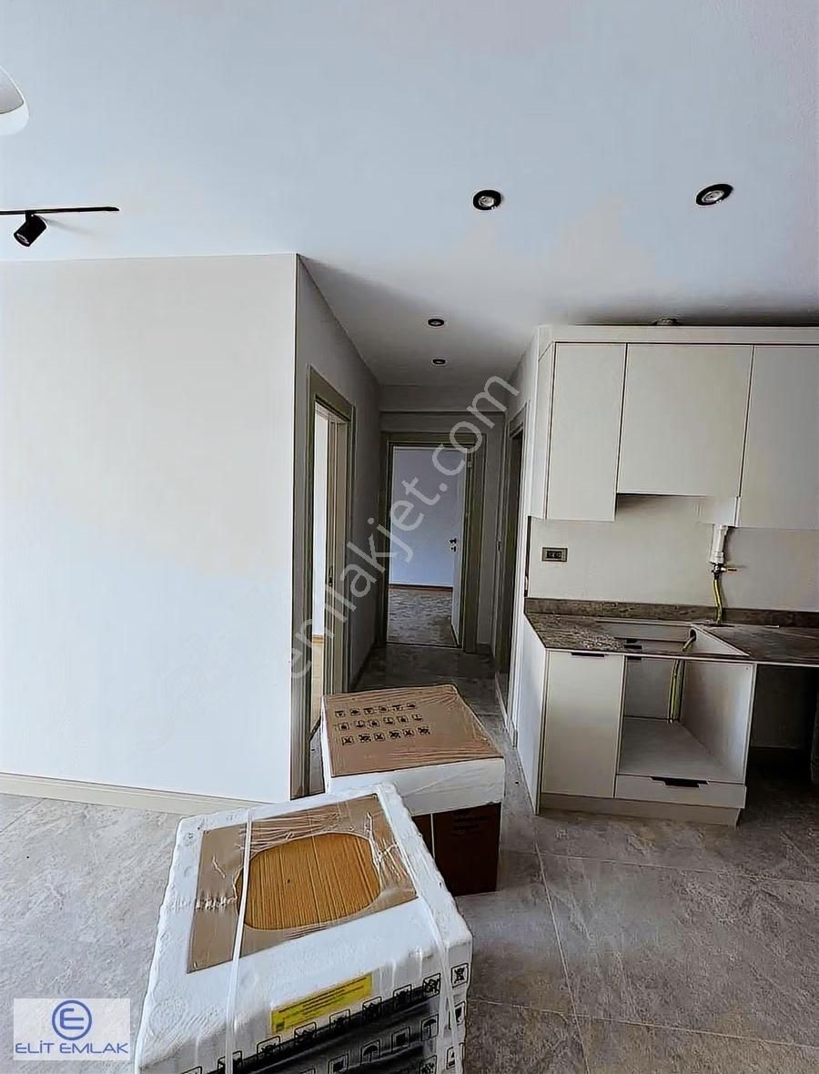 Girne Mahallesi Satılık Kapalı Otoparklı Lüks 2+1 Ara Kat Daire - Görsel 17