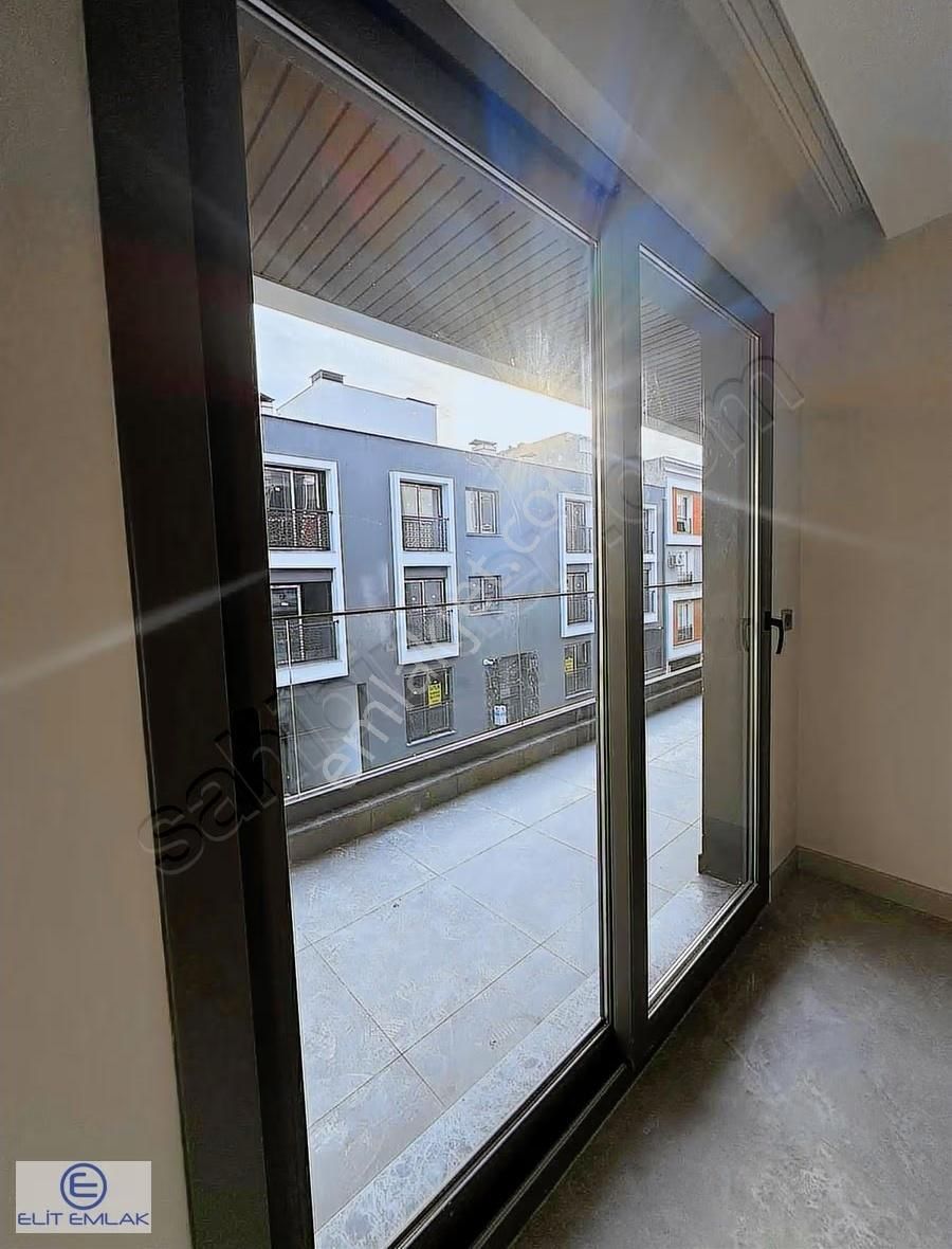 Girne Mahallesi Satılık Kapalı Otoparklı Lüks 2+1 Ara Kat Daire - Görsel 16