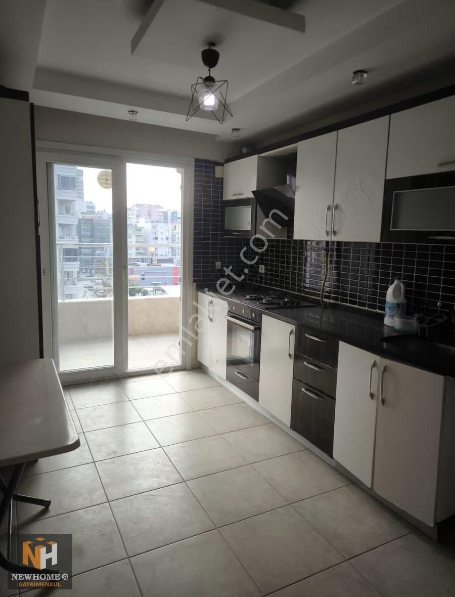 Yenimahallede Merkezi Konumda Kiralık 3+1 Daire - Görsel 25