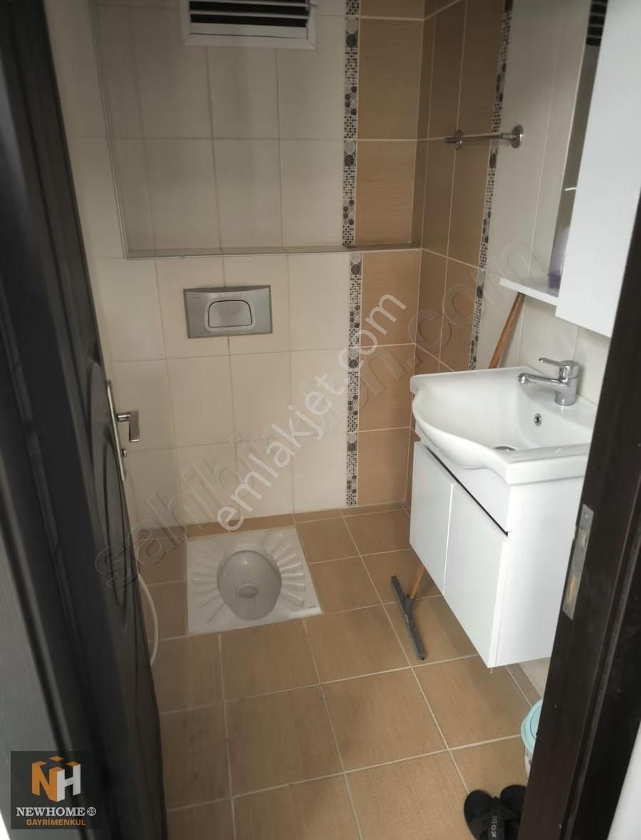 Yenimahallede Merkezi Konumda Kiralık 3+1 Daire - Görsel 23