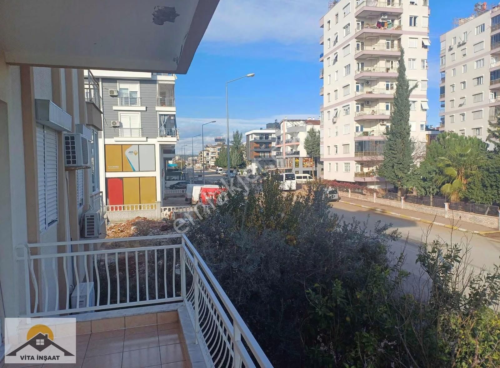 Tramvaya 50 Metre Satılık 3+1 Geniş Katta Kaçmaz! Emineve Uygun - Görsel 20