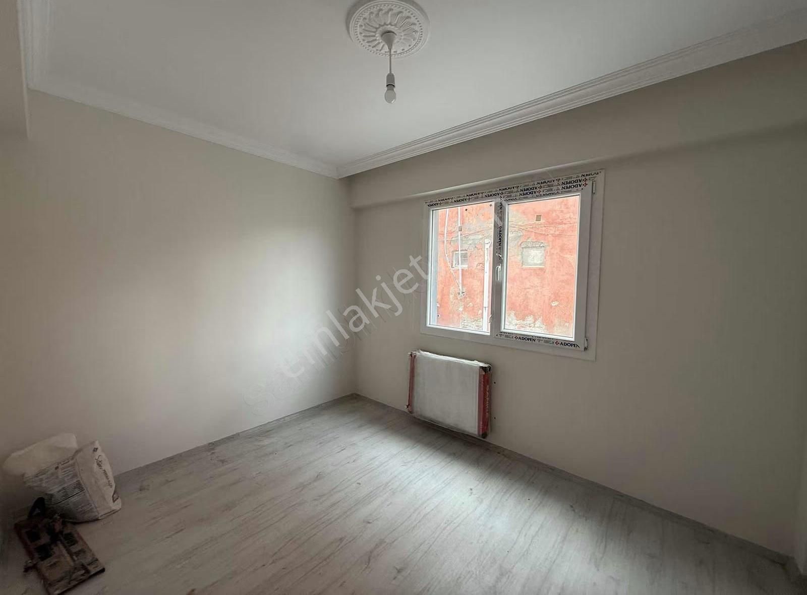 Atatürk Mah. 2+1 Ebeveyn Banyolu Ön Cephe Daire - Görsel 2