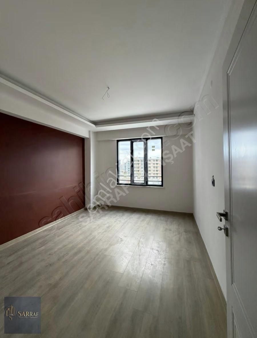 Sarraftan Cumhuriyette Ulaşıma Yakın Site İçerisinde 2+1 Daire - Görsel 5