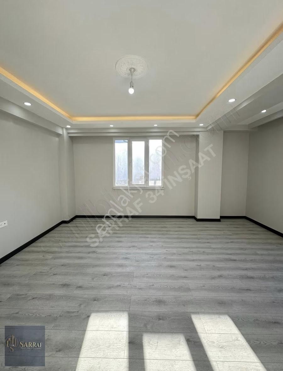 Sarraf Yapıdan Metrobüse Yakın Cadde Üzerinde 2+1 Daire!!! - Görsel 3