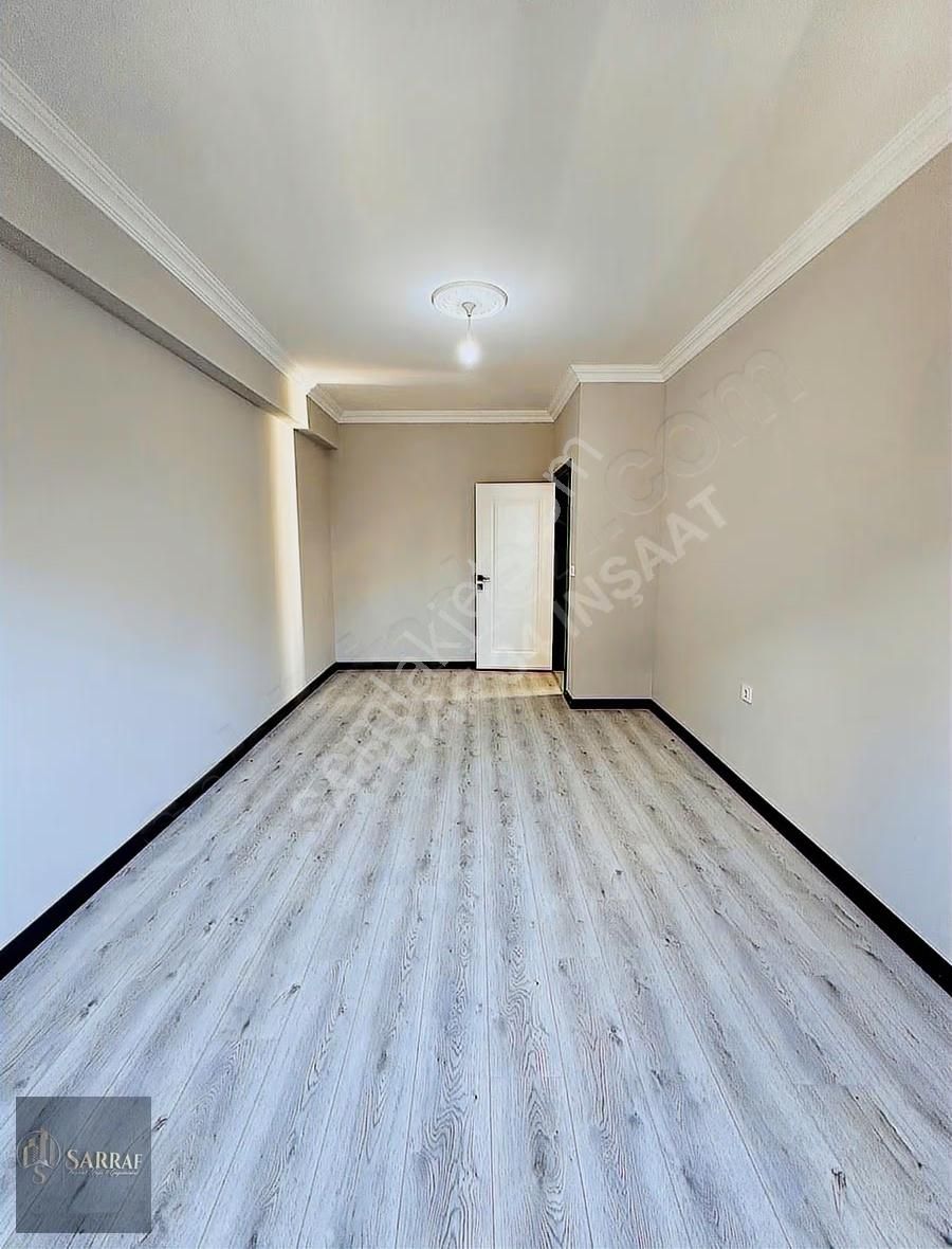 Sarraf Yapıdan Metrobüse Yakın Cadde Üzerinde 2+1 Daire!!! - Görsel 20