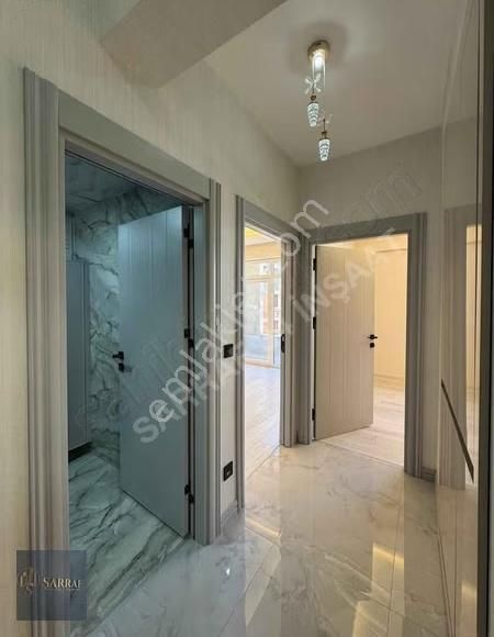 Sarraf'tan Beylikdüzü Cumhuriyette Şık Tasarımlı 2+1 Daire - Görsel 13