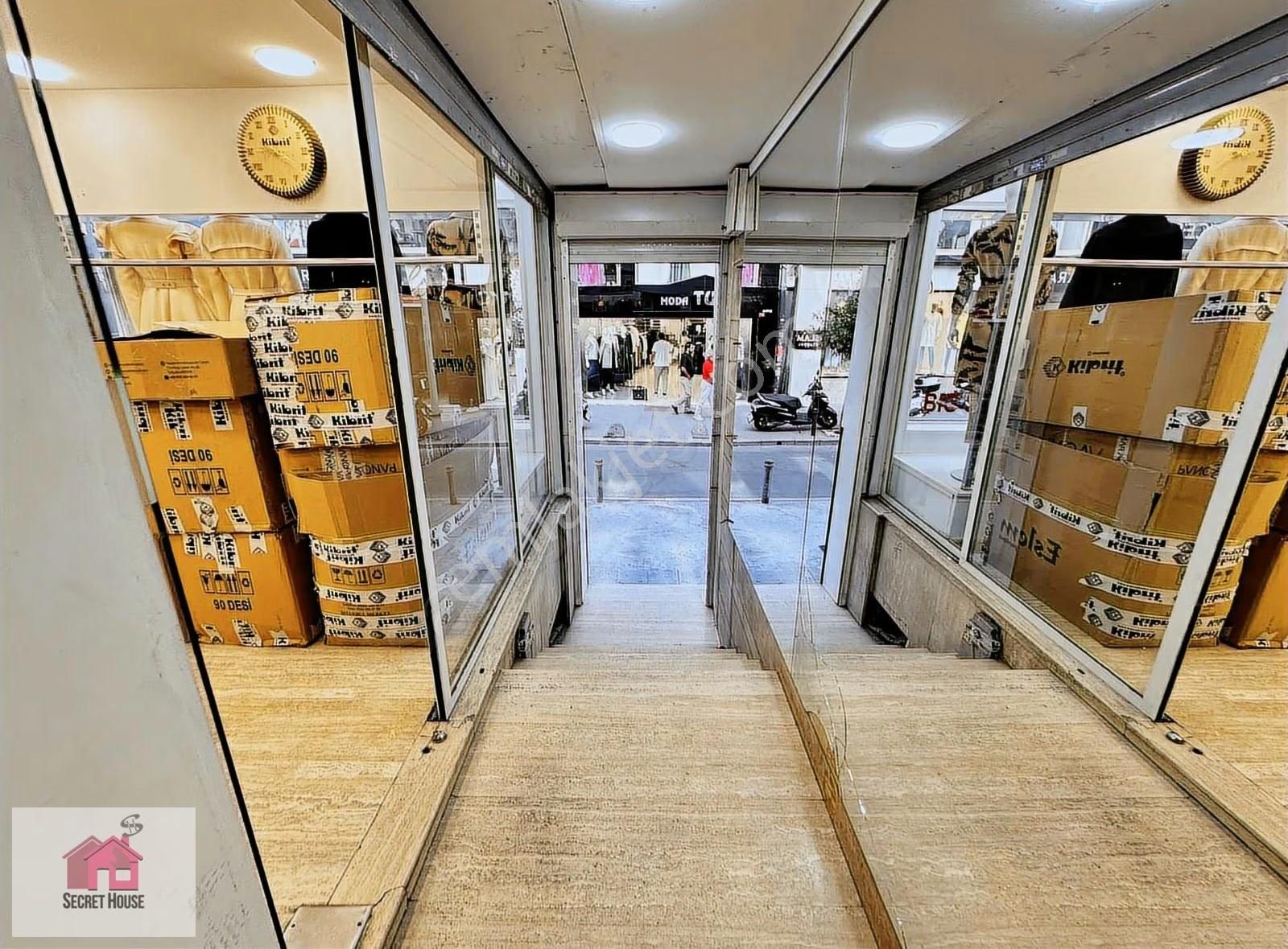 Secret House'dan Kodaman Sk Tabela Değeri Yüksek Dükkan - Görsel 3