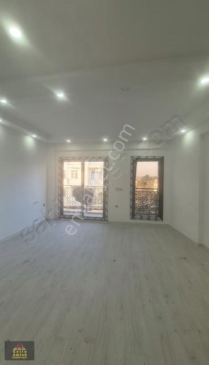 Acillkuşadası Davutlarda Satılık Lüks Daire