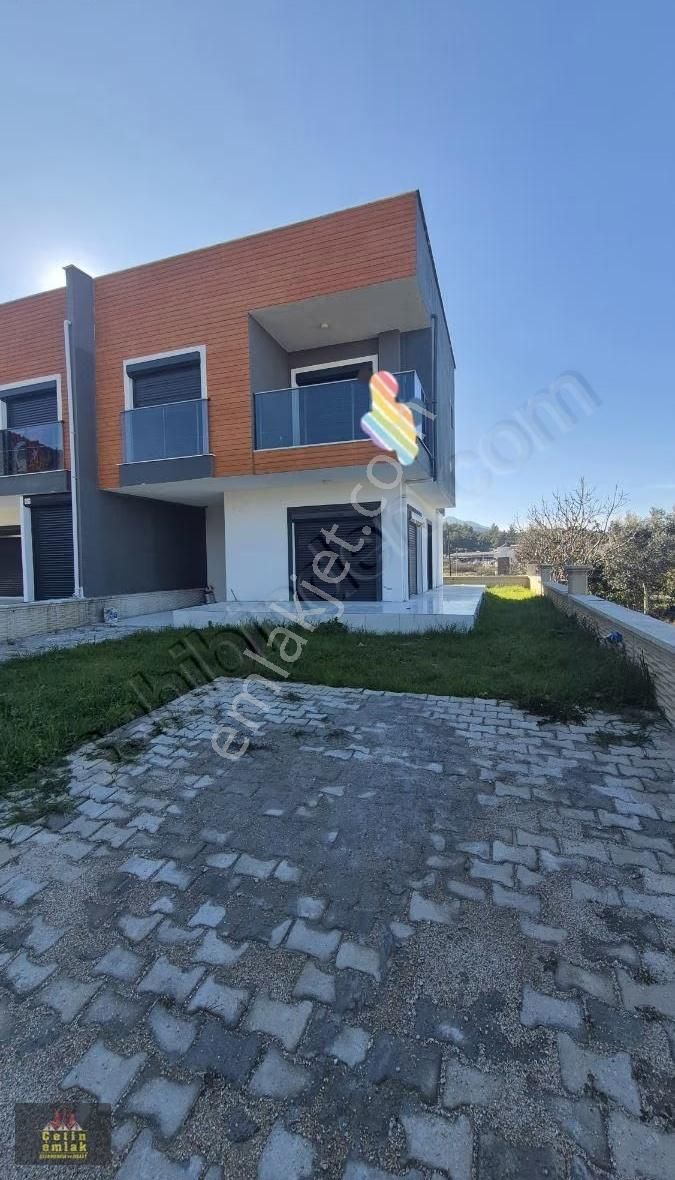 Aacil Kuşdas Guzelcamlı 3+1lük Sıfırvilla Arsa Bayı 350m2satılık