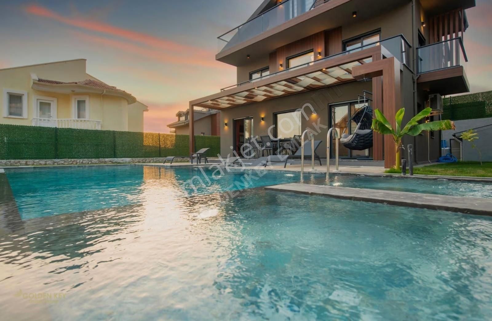 Ovacık Bölgesinde 4+1 Lüks Uzun Dönem Kiralık Villa - Görsel 22