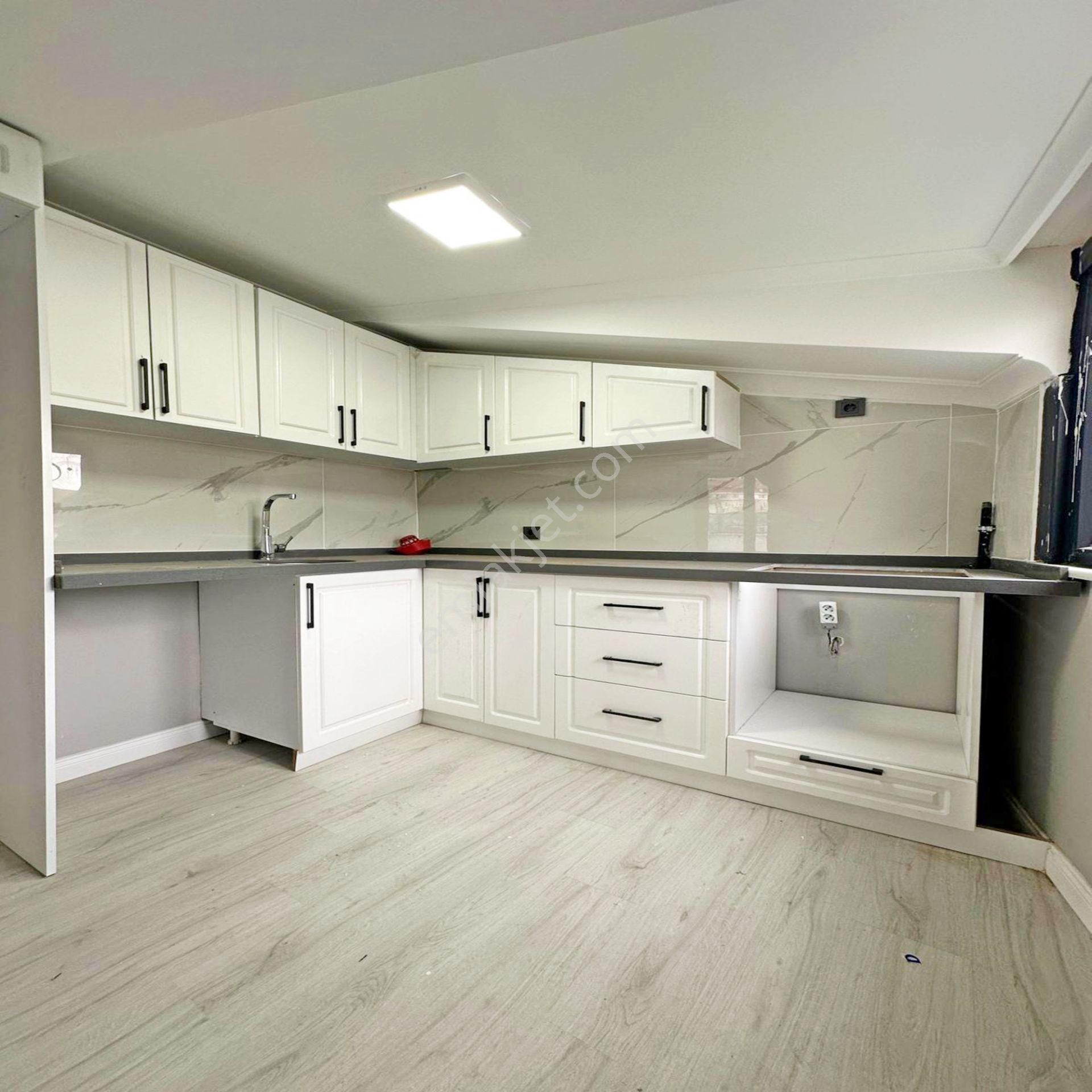 Merkezi Konumda Ve Deniz Manzaralı Dublex Ferah Daire-nuev - Görsel 13