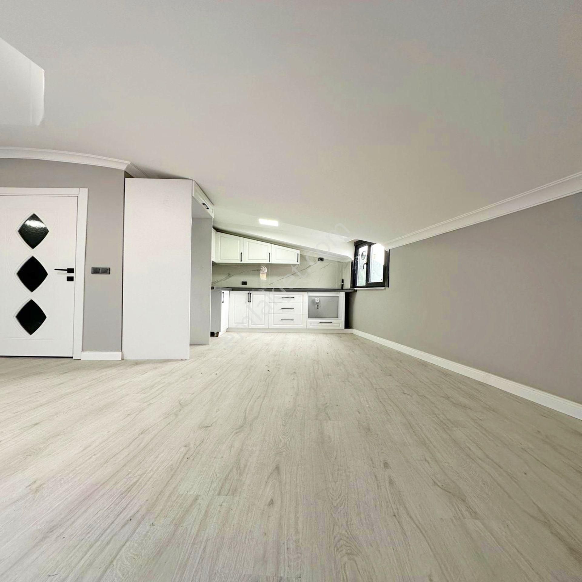 Merkezi Konumda Ve Deniz Manzaralı Dublex Ferah Daire-nuev - Görsel 14