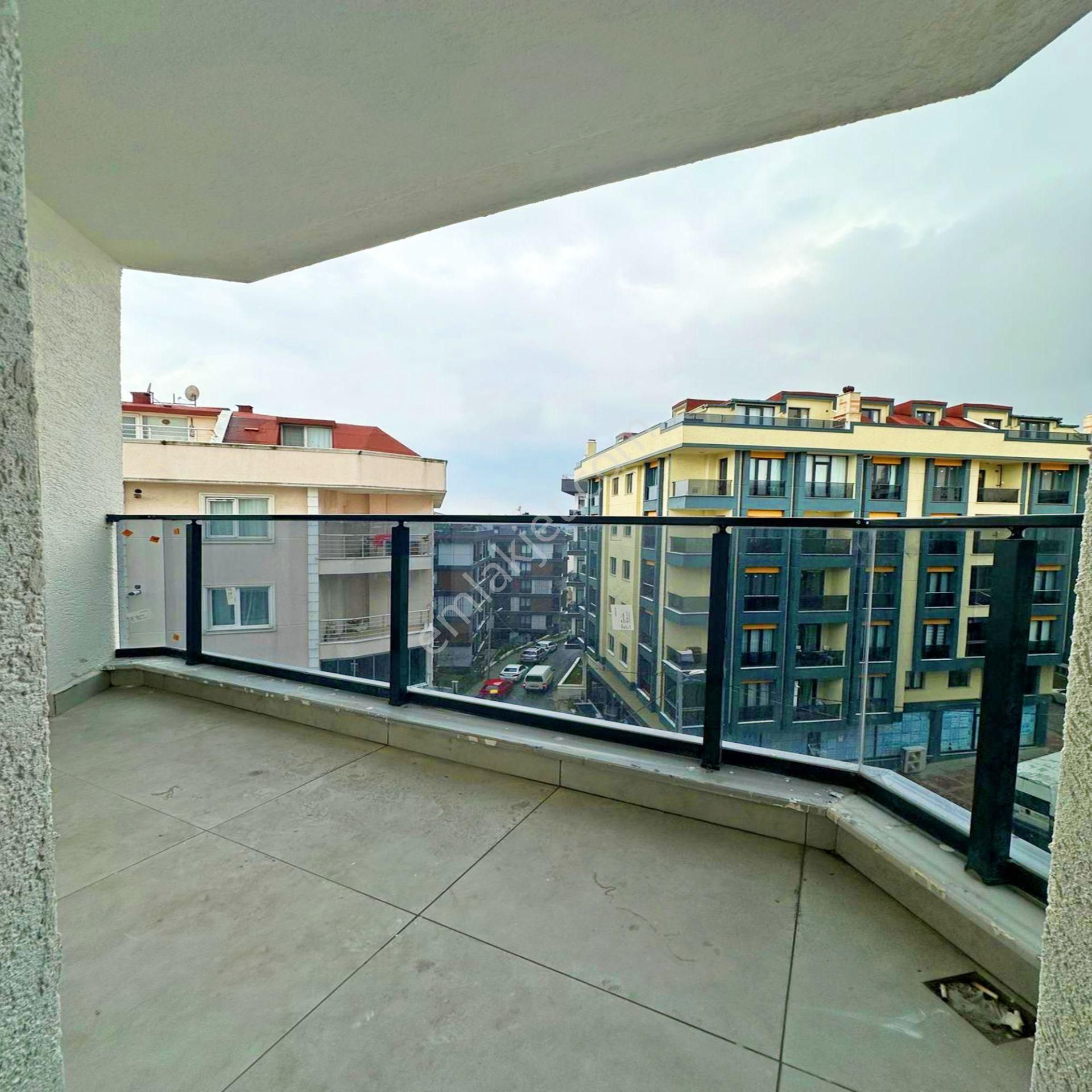 Merkezi Konumda Ve Deniz Manzaralı Dublex Ferah Daire-nuev - Görsel 5