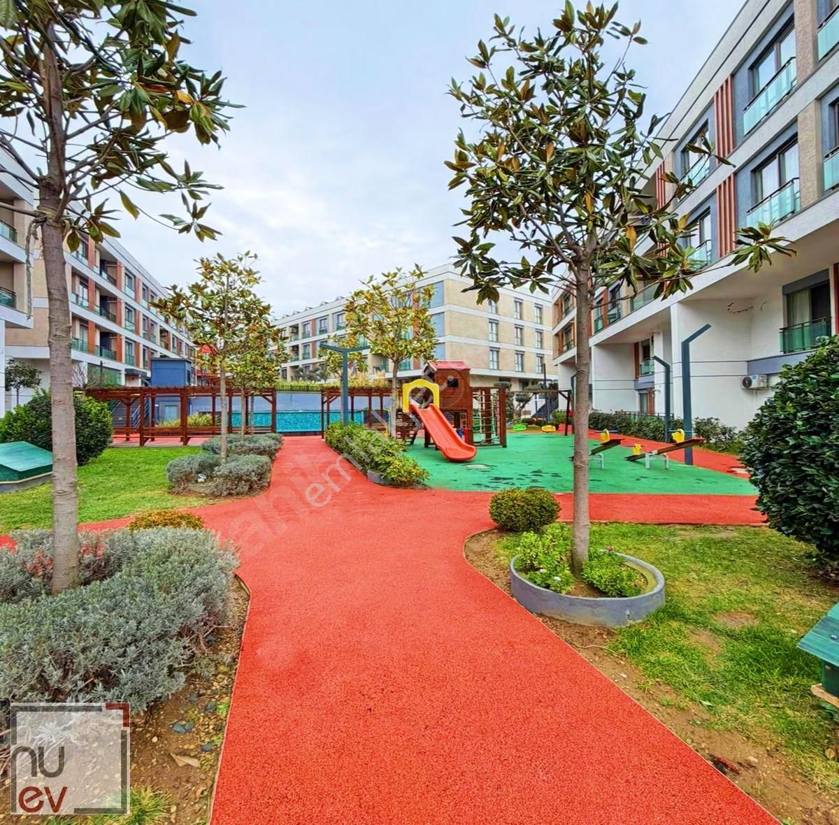 Yaşam Vadisine Komşu Havuzlu Lüks Sitede Özel 3+1 Daire-nuev - Görsel 13