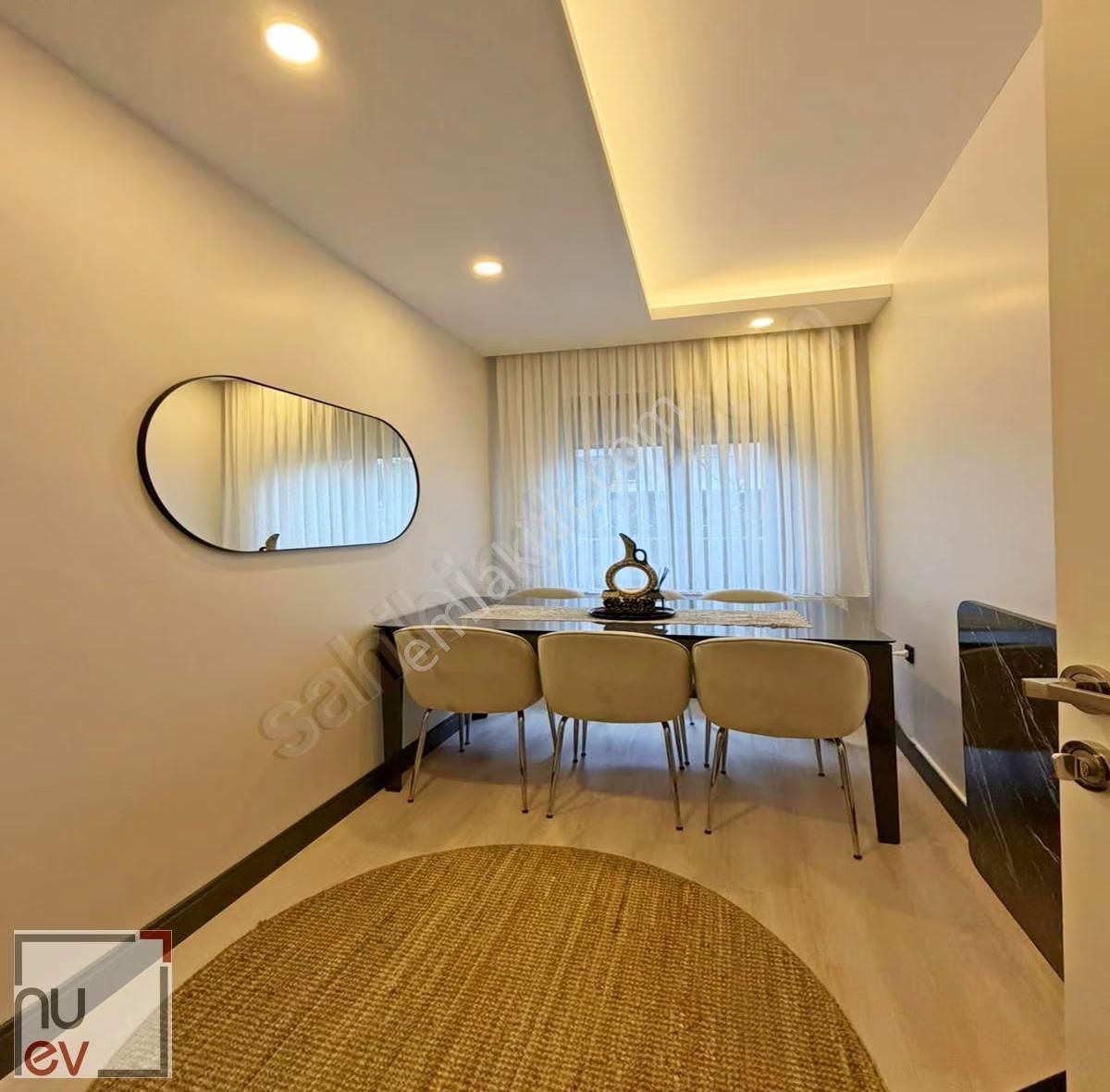 Nezih Ve Güvenlikli Sitede Geniş Bahçeli 2+1-nuev - Görsel 9