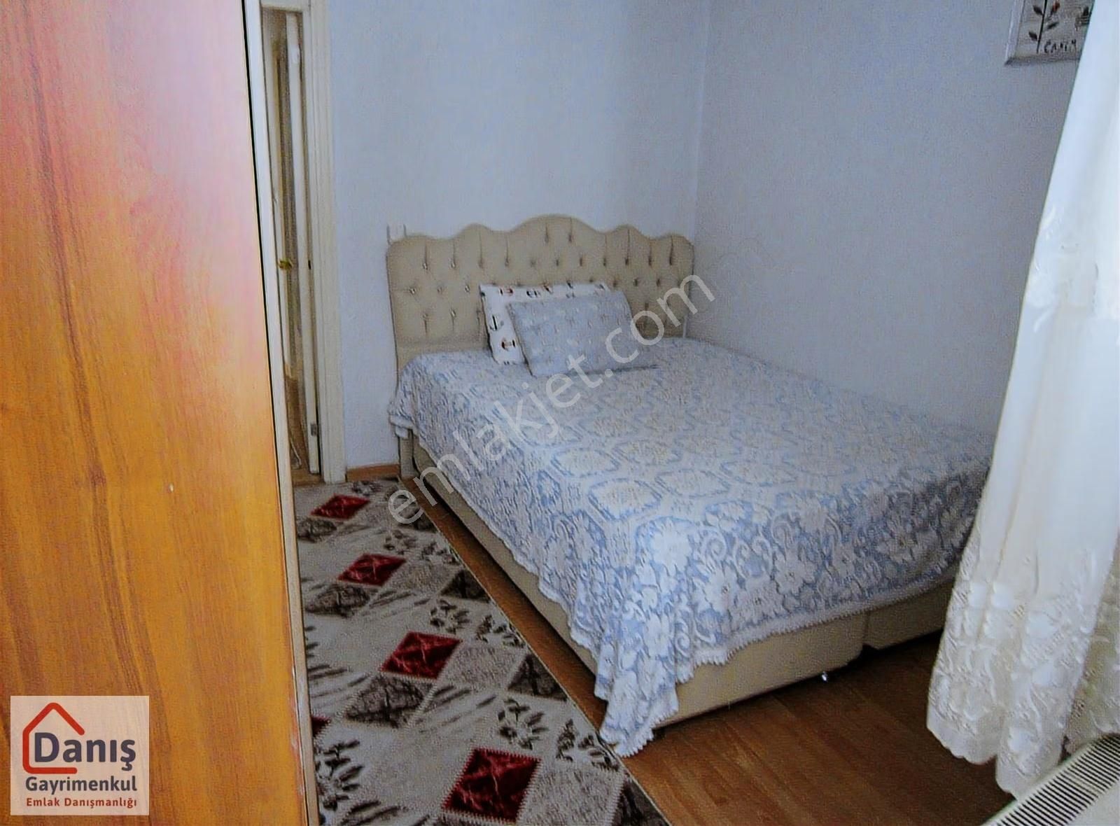 Bulgurlu Metroya 14dakika Mesafede Yüksek Giriş Üstünde 2+1 65m2 - Görsel 11