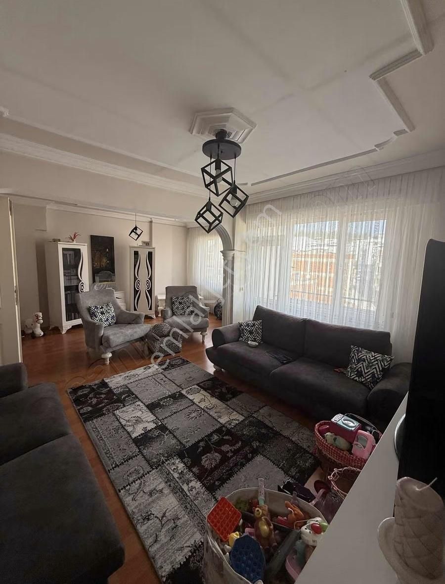 Hamidiye Mahallesi Cadde Üstü Masrafsız